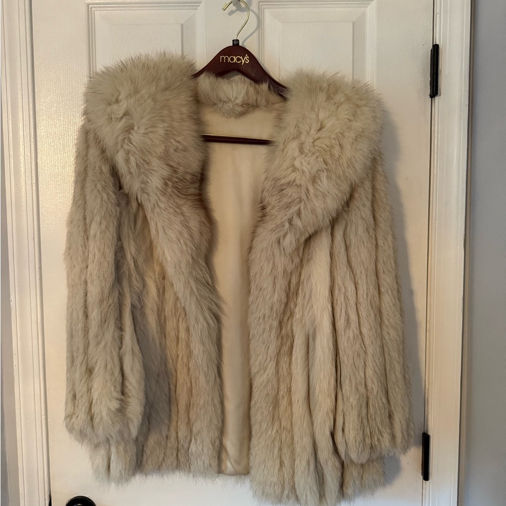 Luxurious Cream real Fur Coat